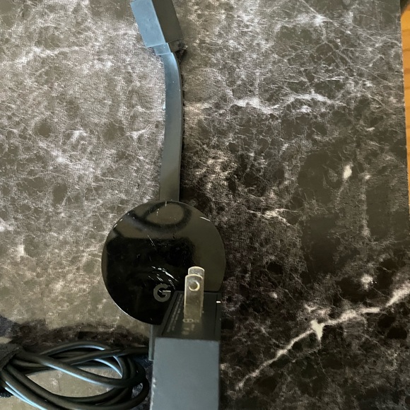 Original google Chromecast - Picture 4 of 6